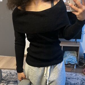 Y2K Sioni Black Off The Shoulder Sweater